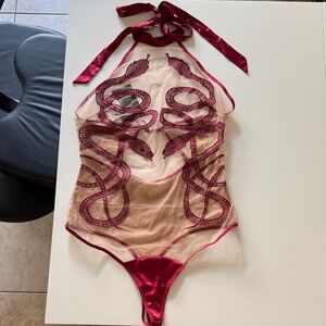 NWT Thistle and Spire Medusa Snake Oxblood and Butterscotch Colored Bodysuit